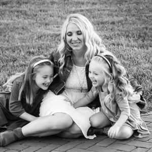 Meet your Posher, Cara